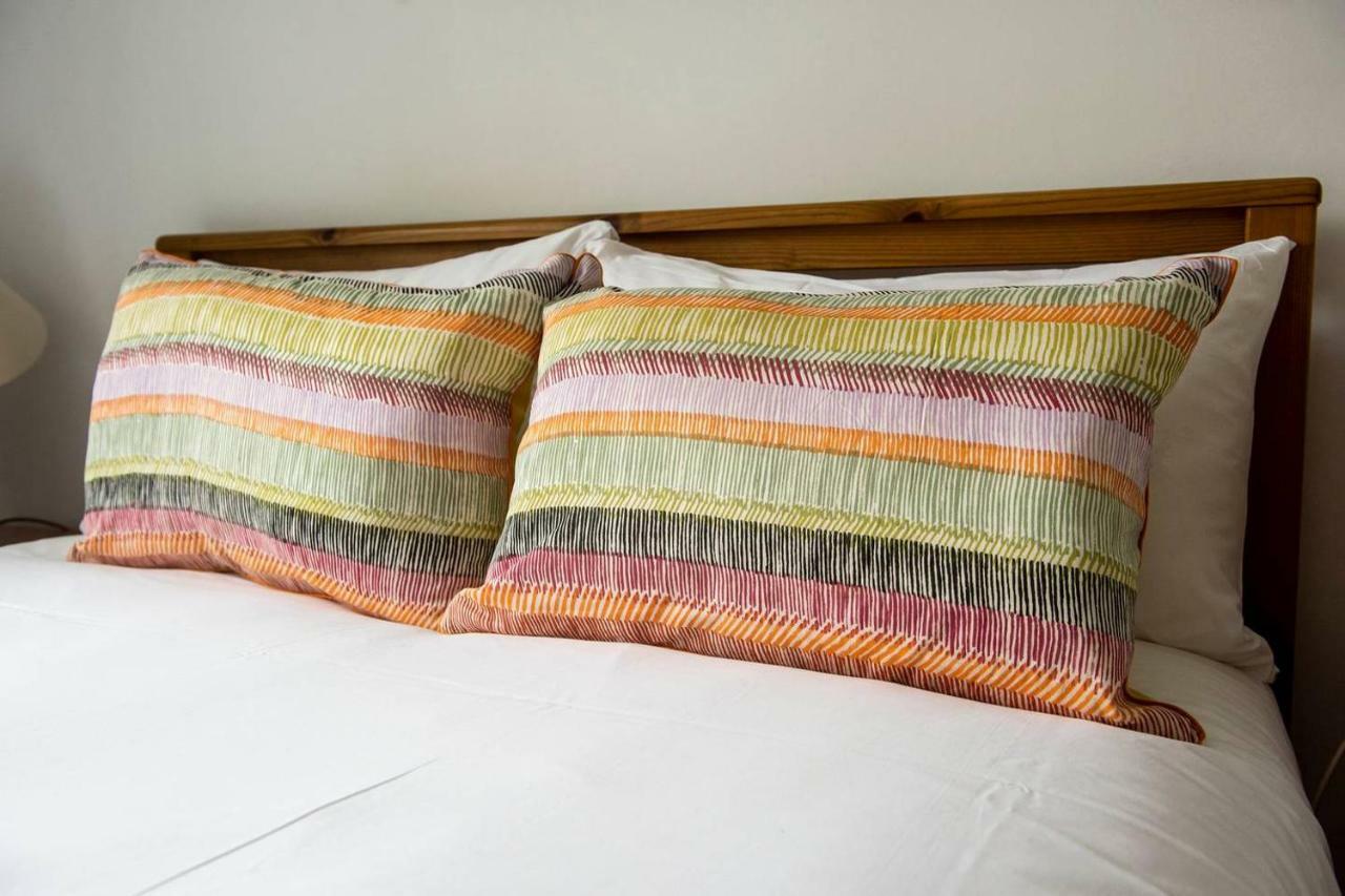 Altido Ultra Stylish Calton Road Apt W/ Parking Apartment Edinburgh Bagian luar foto